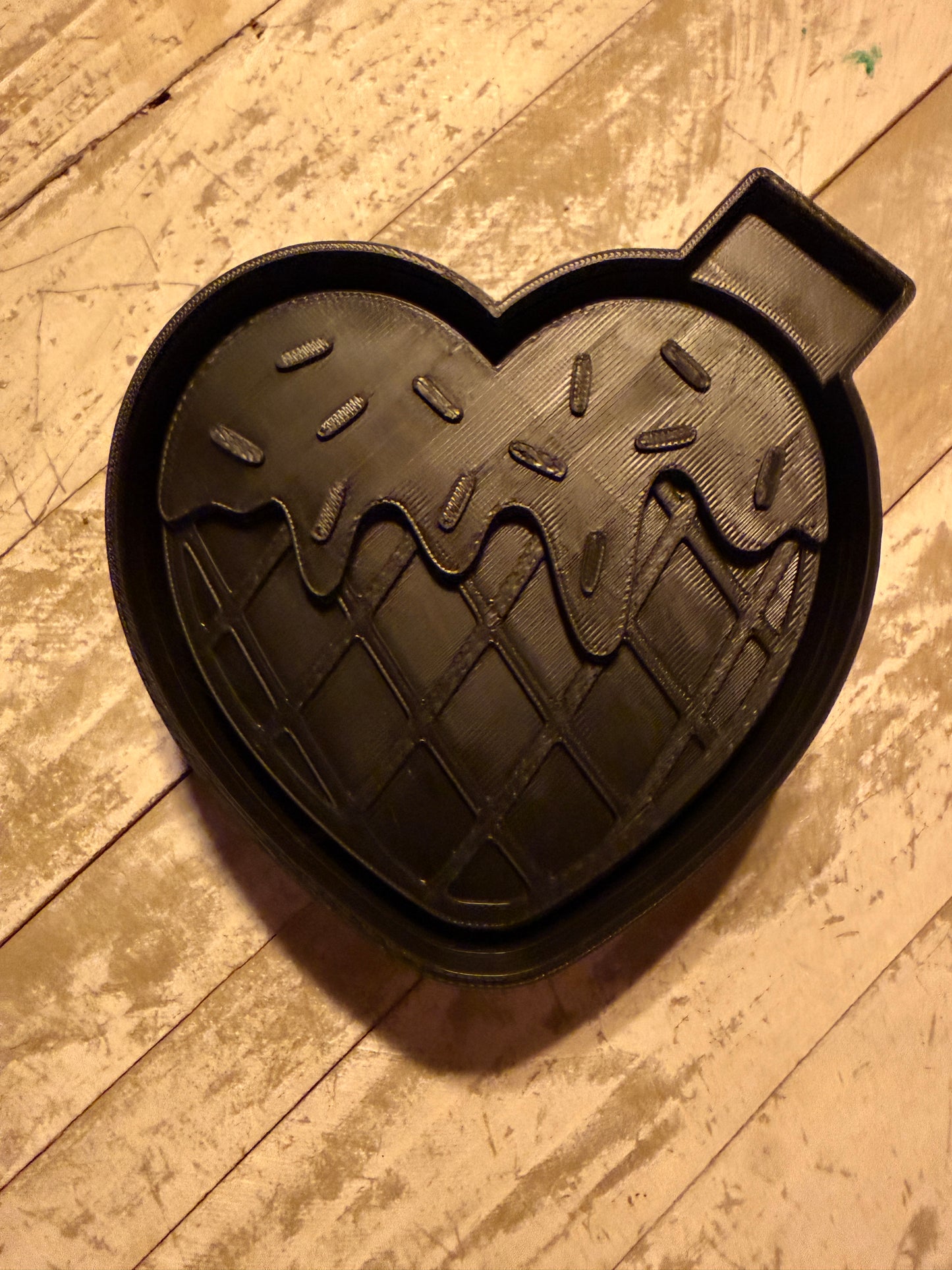 Ice cream heart mold