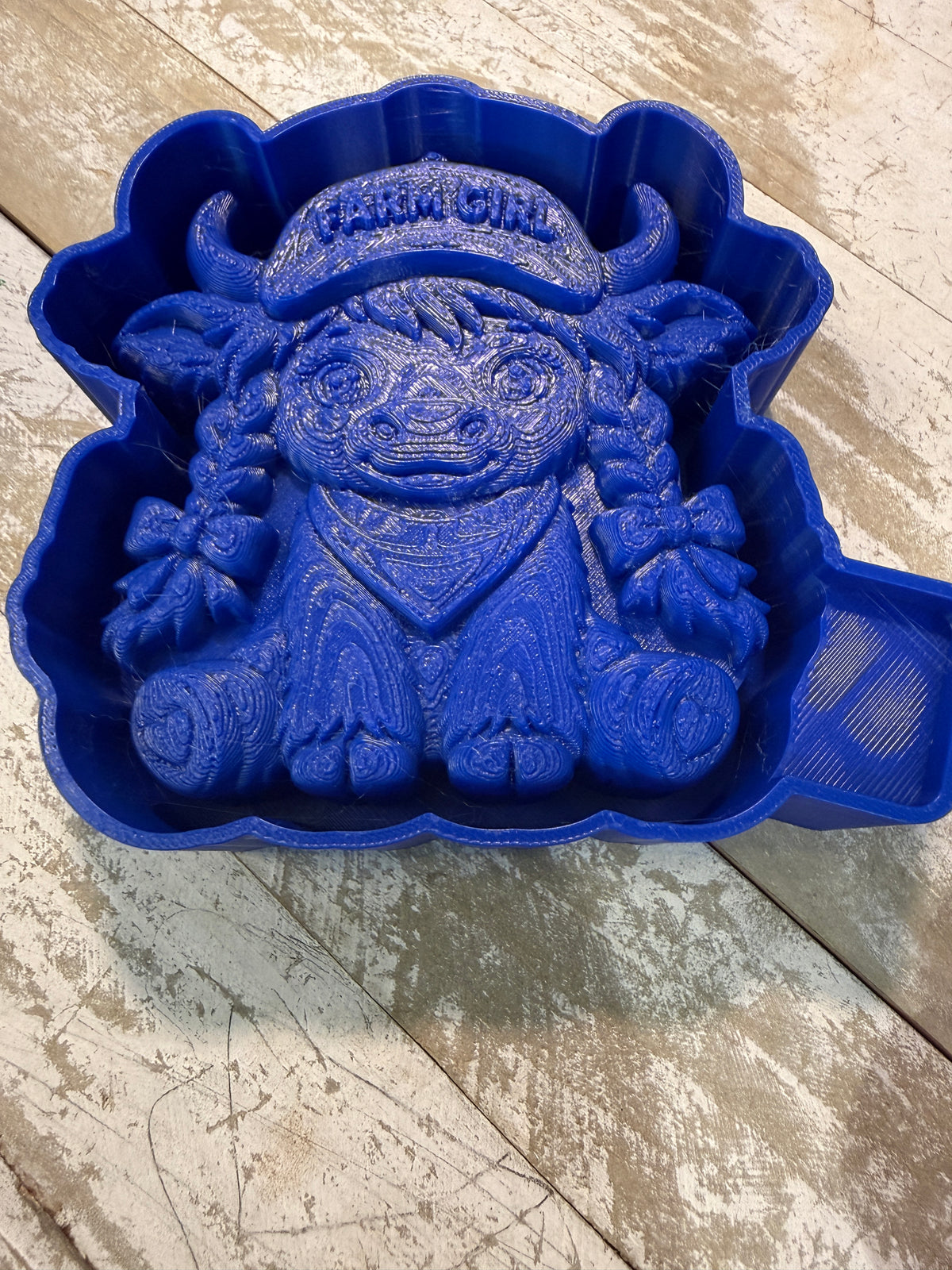 3d girl cow with hat mold