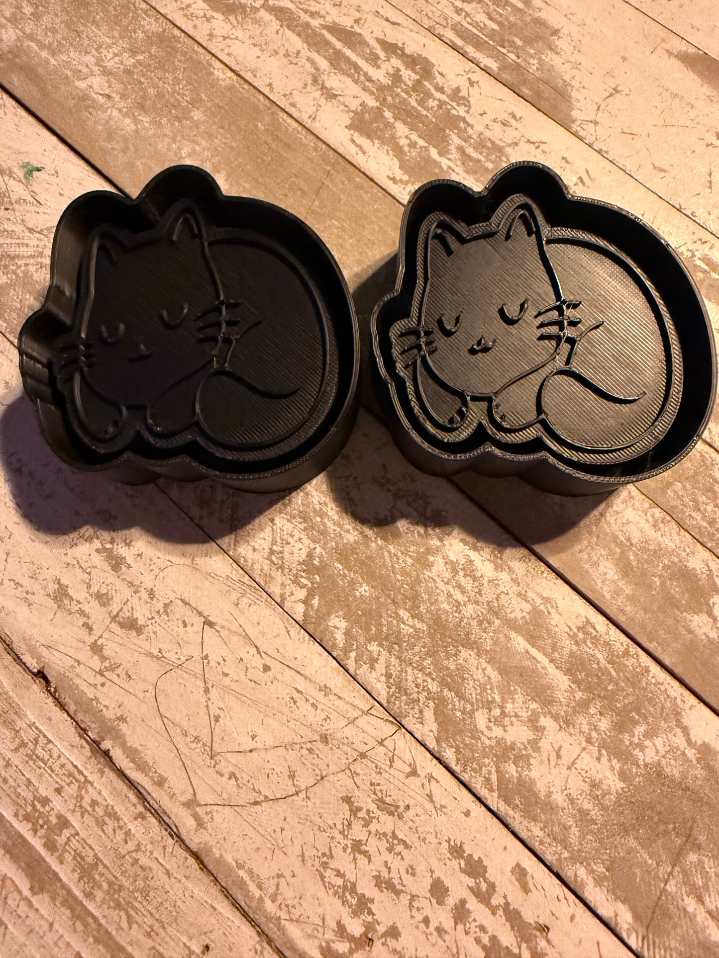 Sleeping cat vent clips mold