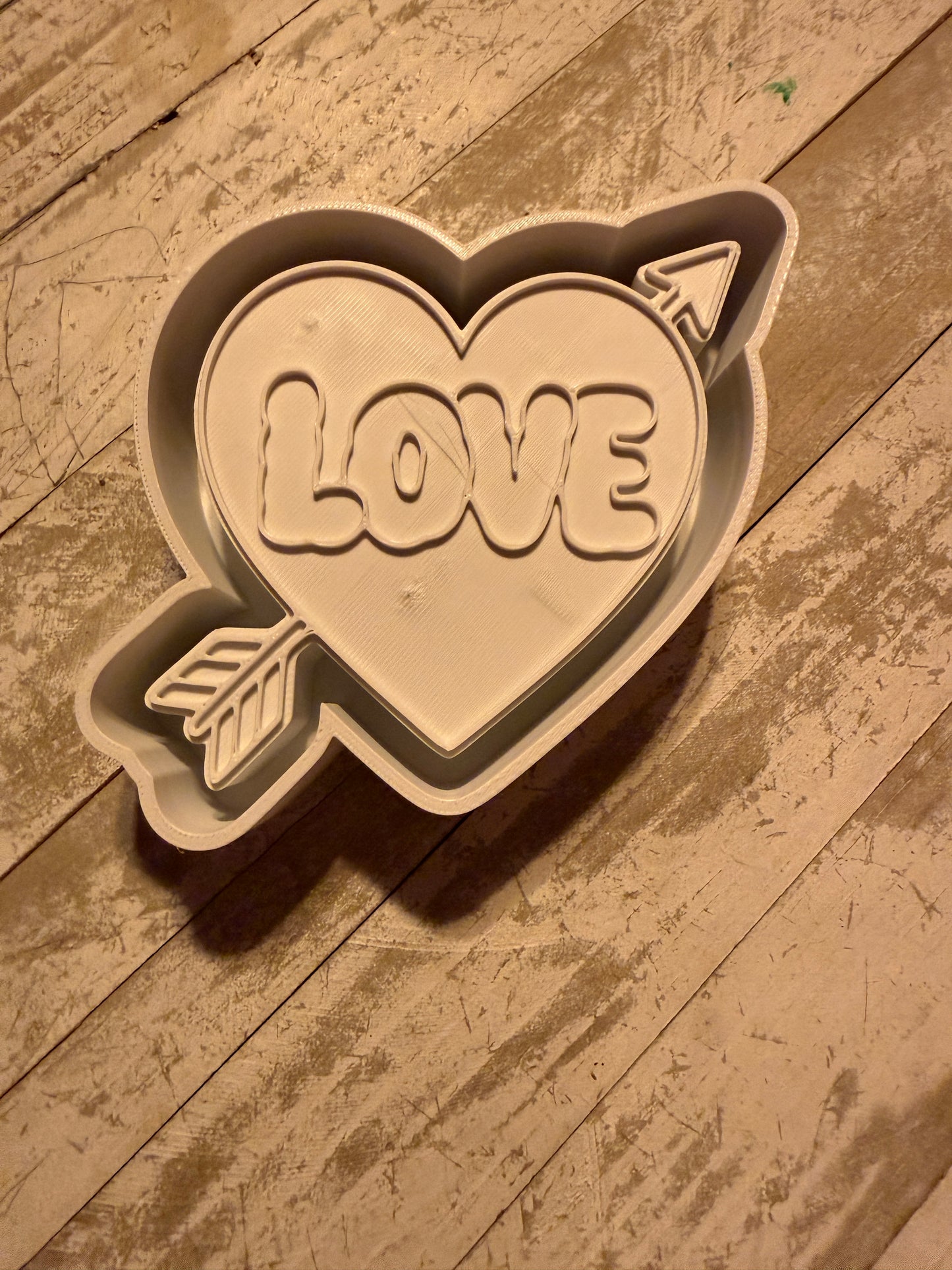 Love heart with arrows mold