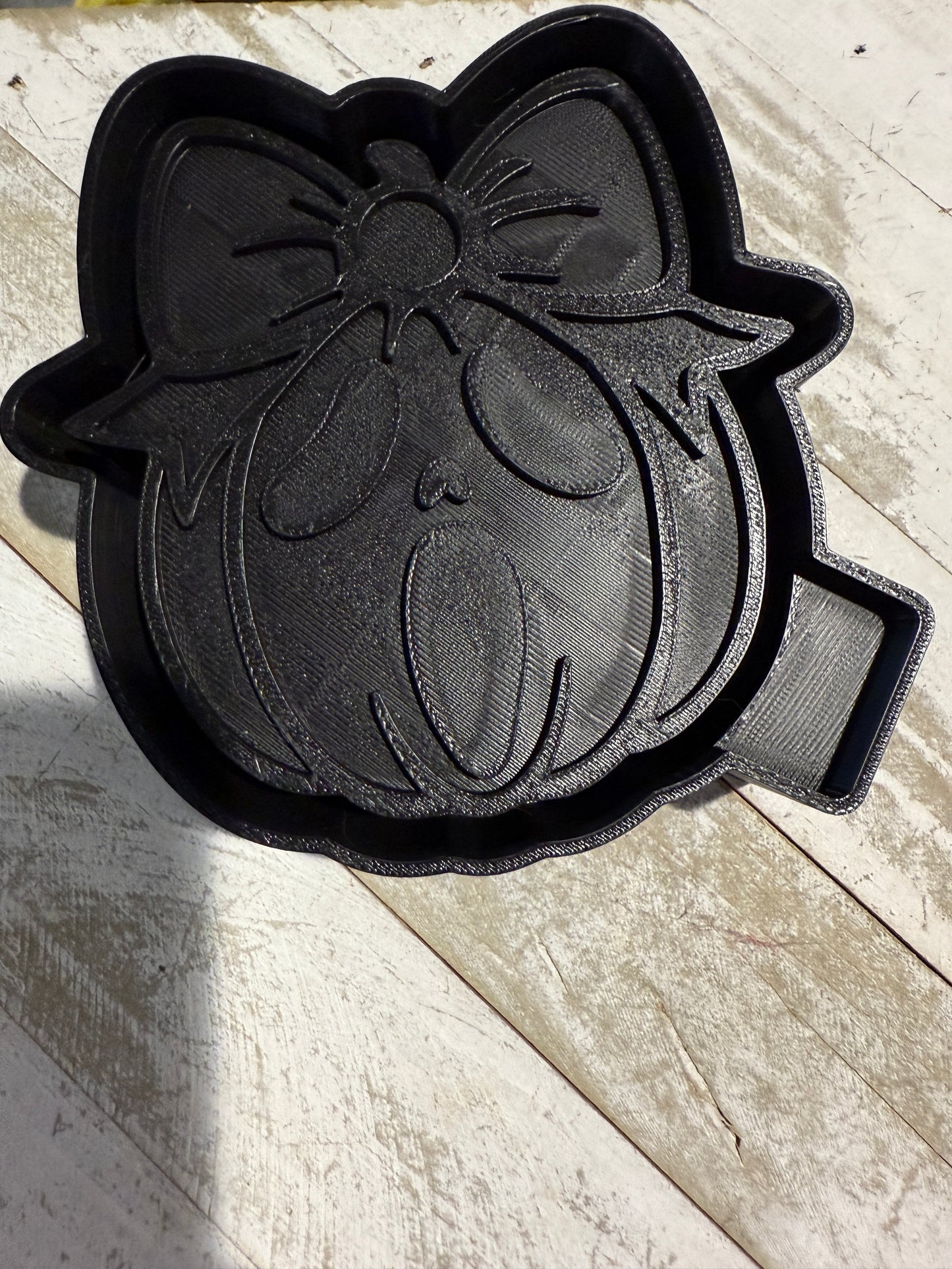 Ghost pumpkin face freshie mold