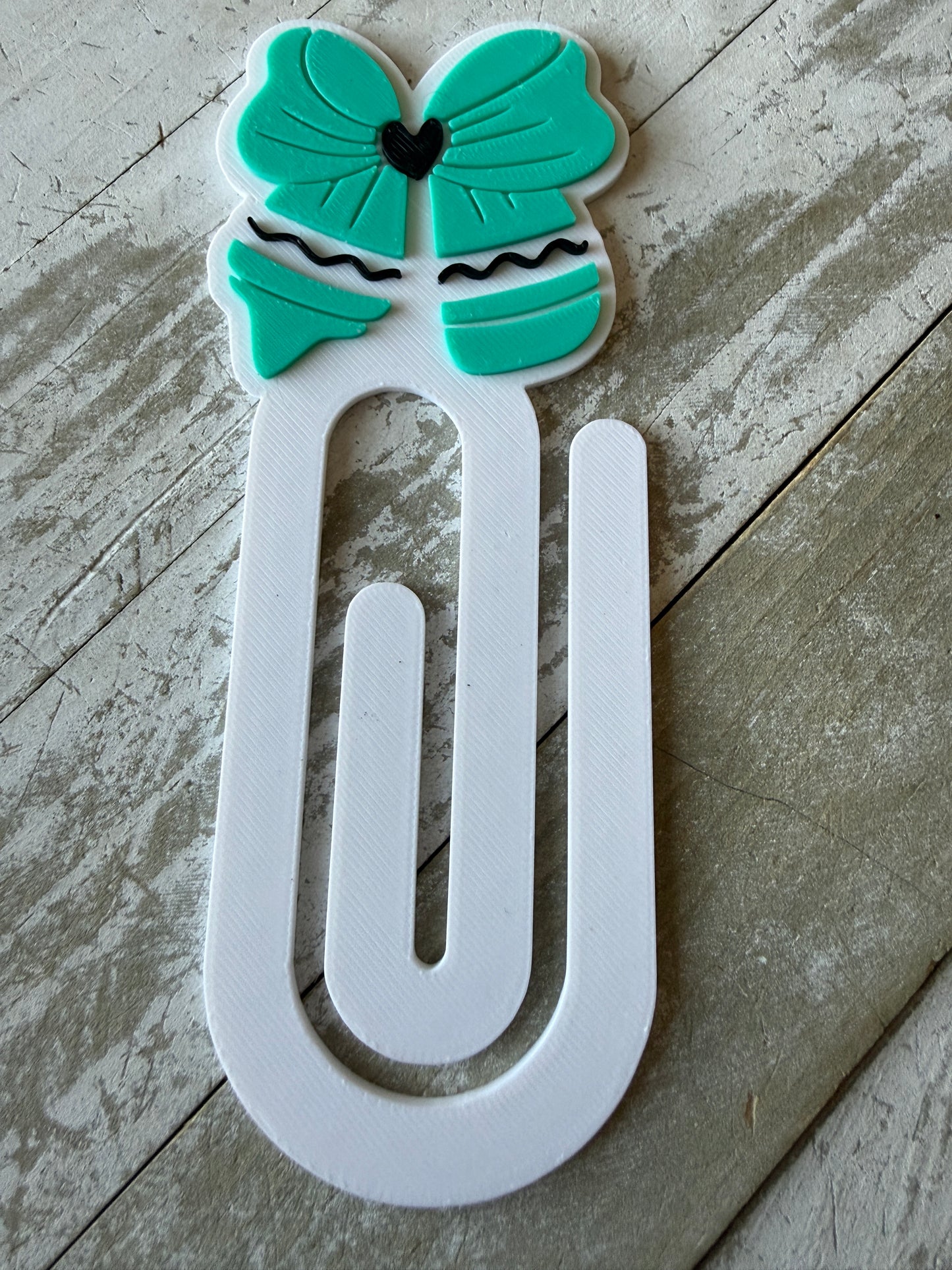 Bow 3d printed jumbo paper clip