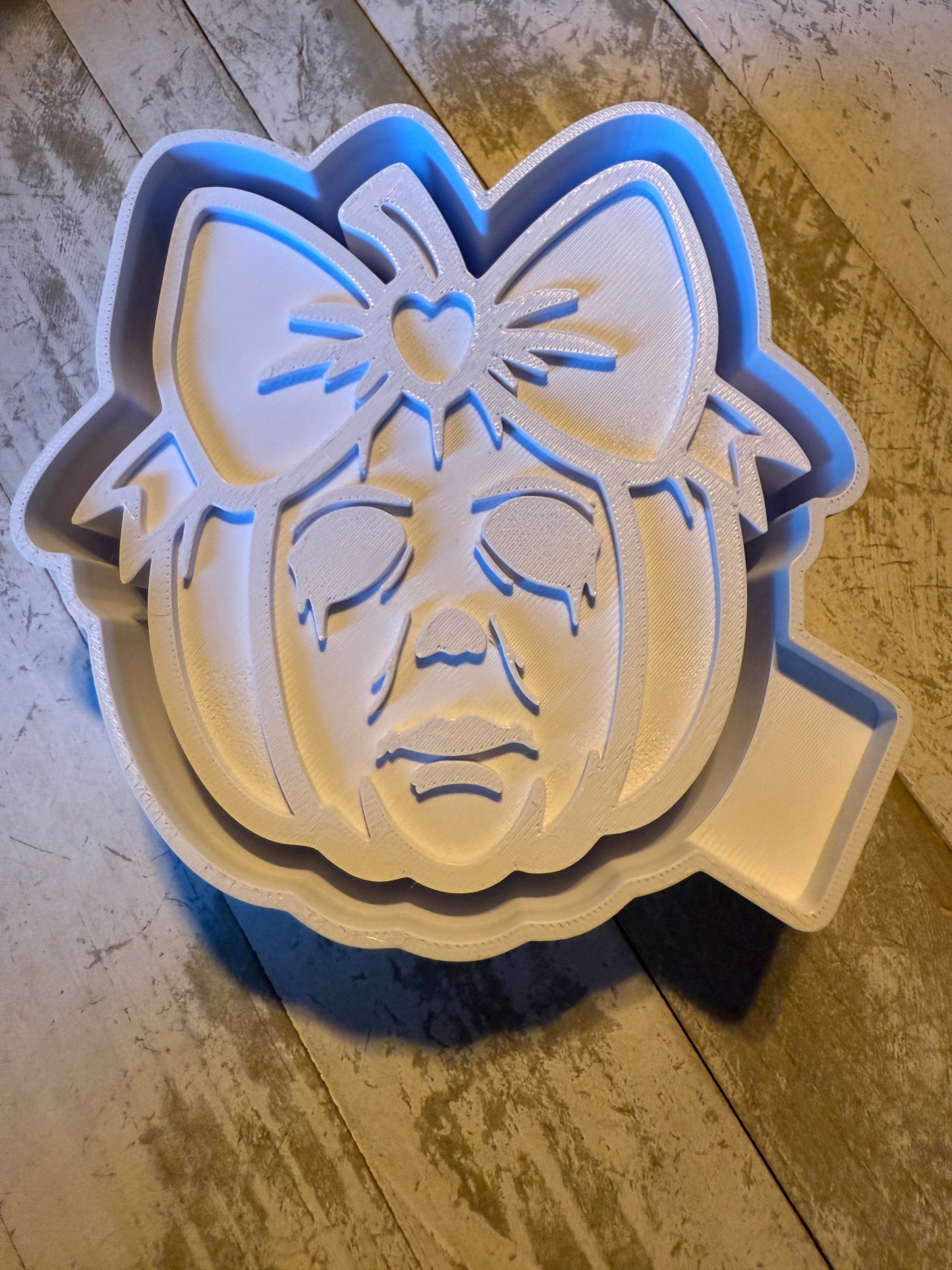 Micheal pumpkin freshie mold