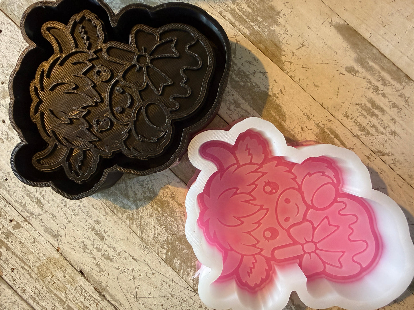 Cow with apple mold