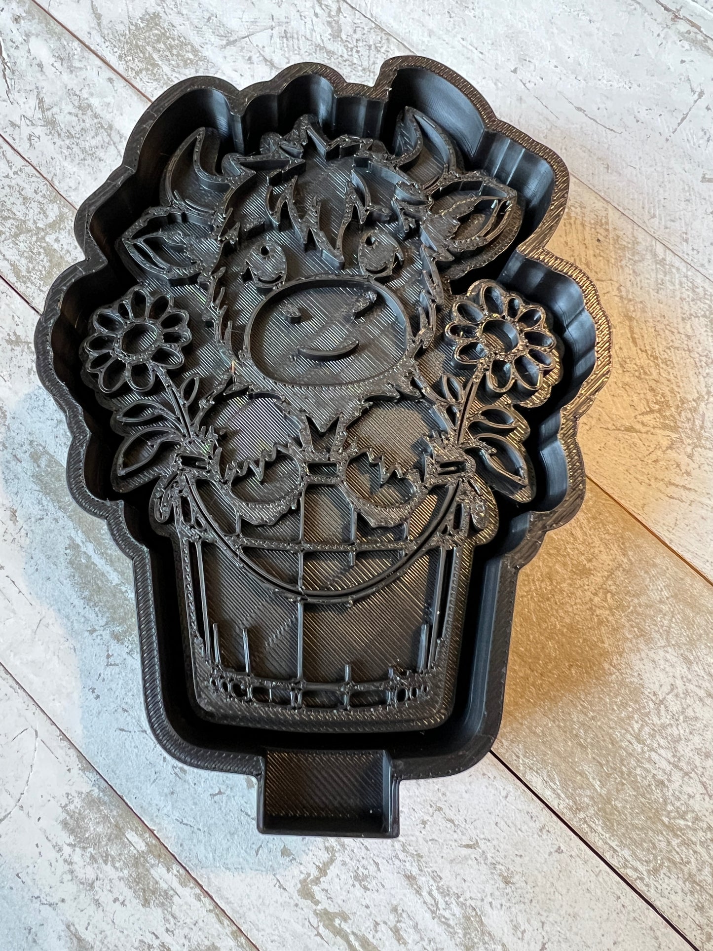 Cow in bucket freshie mold