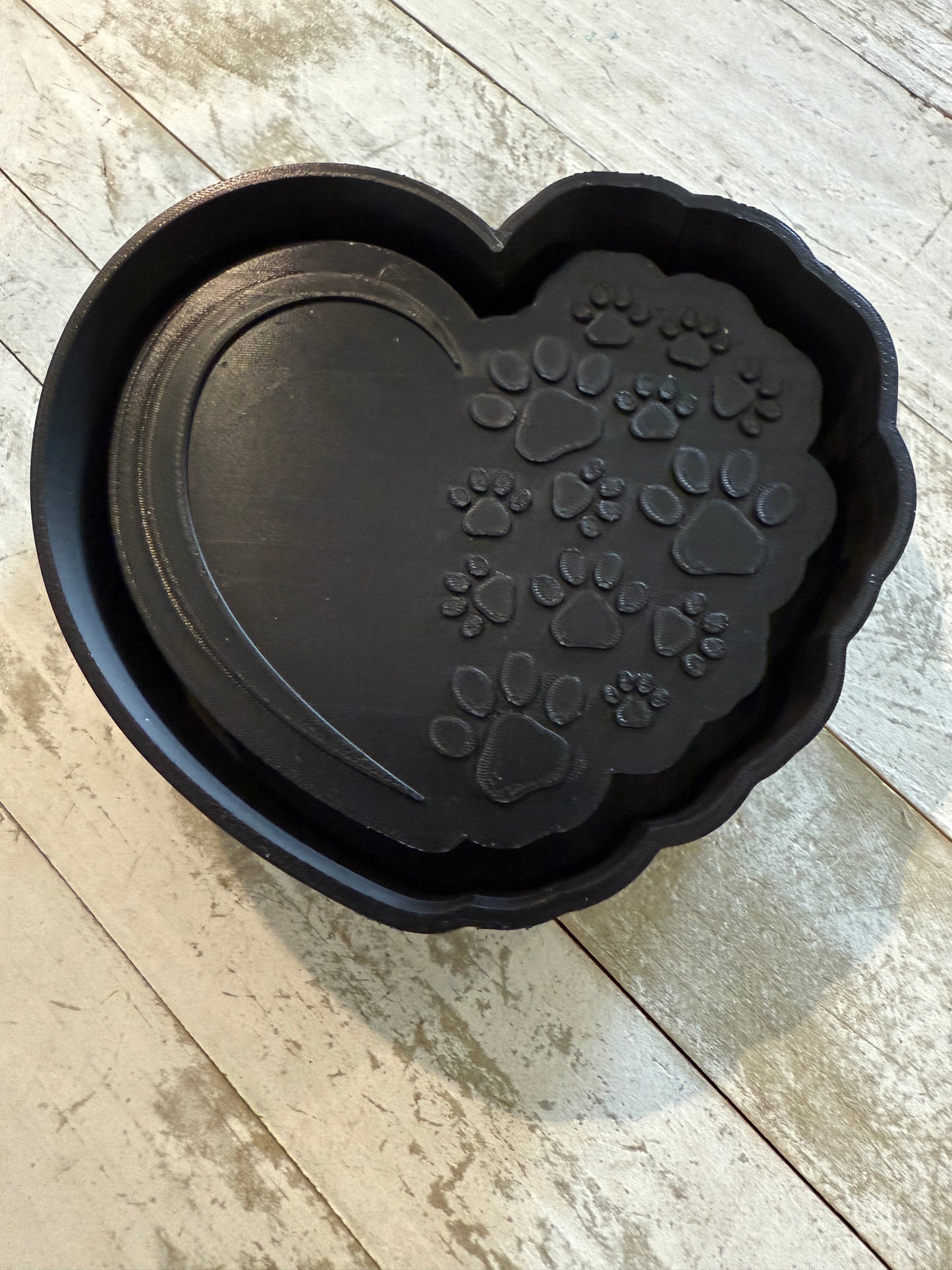 Heart with many paw prints freshie mold