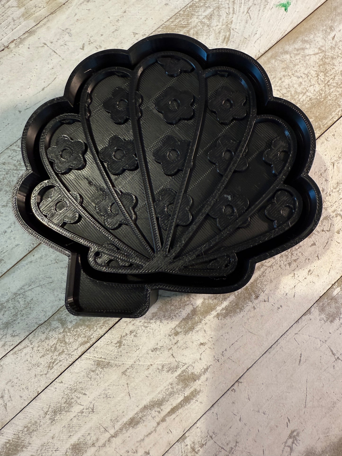 She’ll with flowers freshie mold