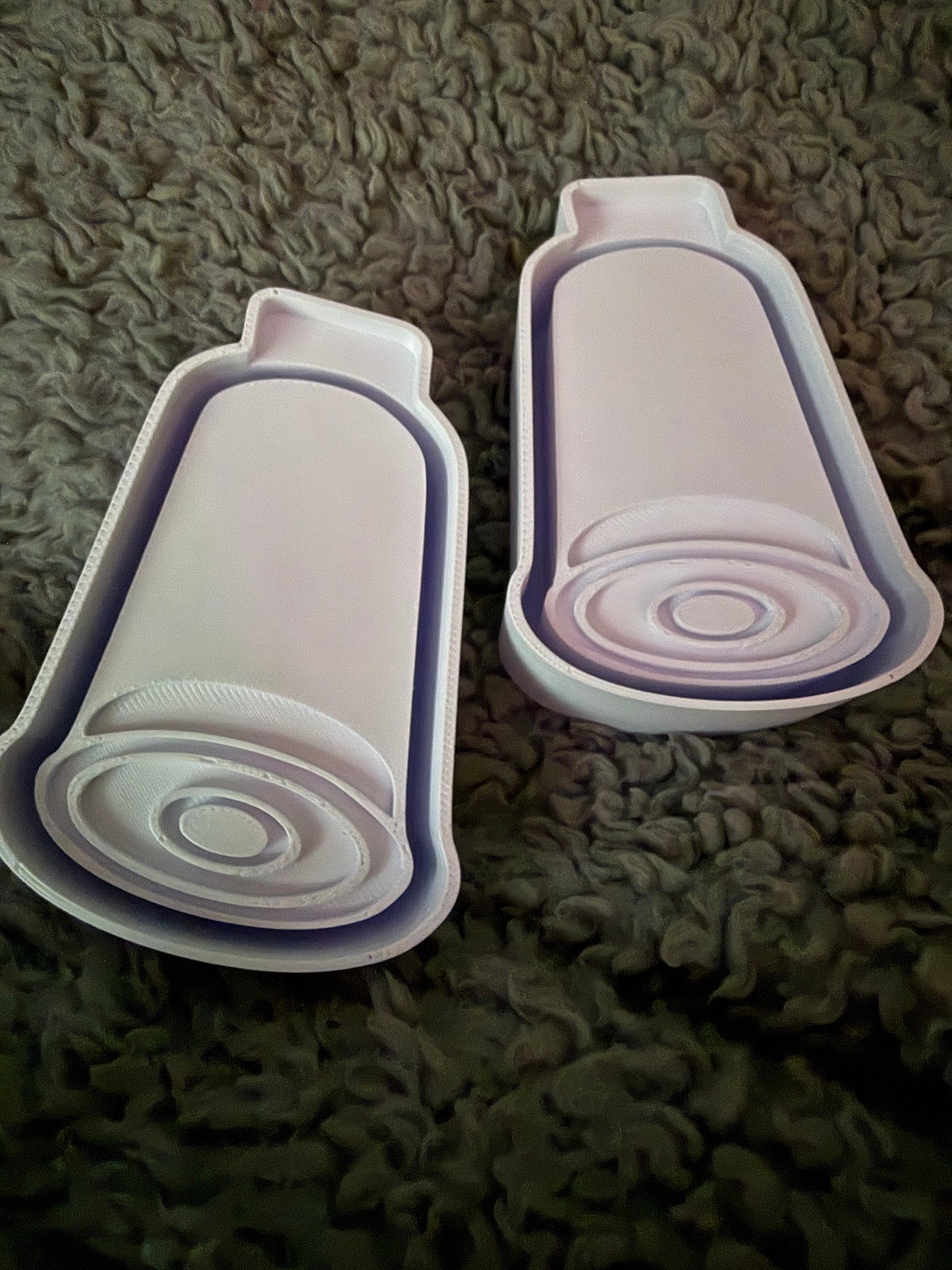 Shell vent clips