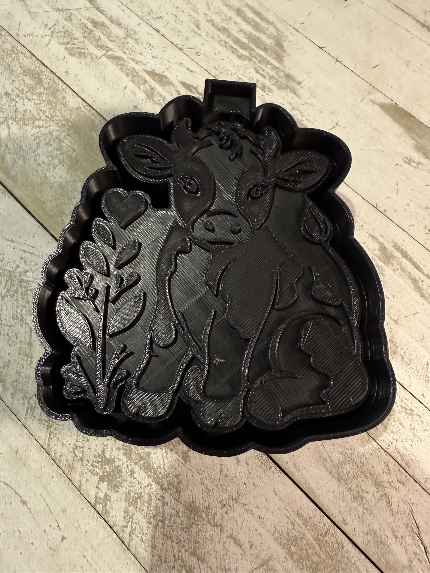 Cow in field freshie mold