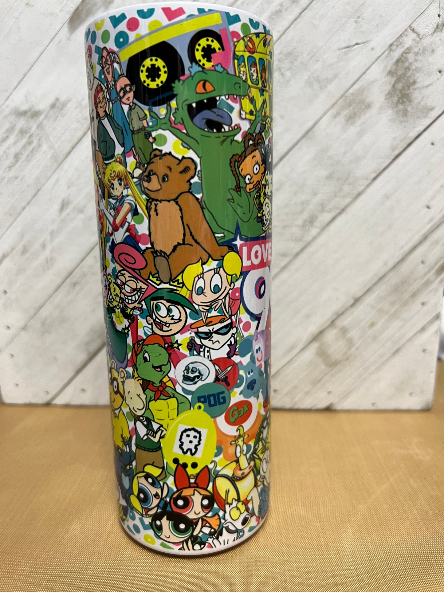 Love the 90s tumbler