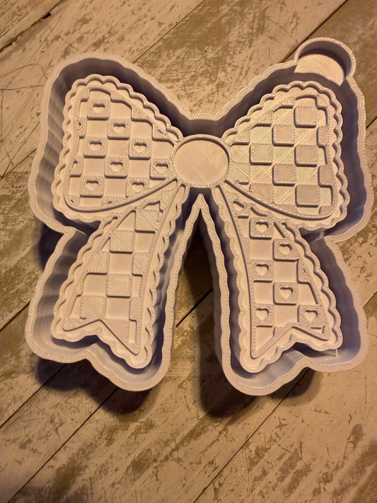 Hearts and checkered bow mold ￼