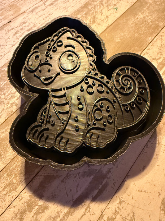 Little lizard friend mold