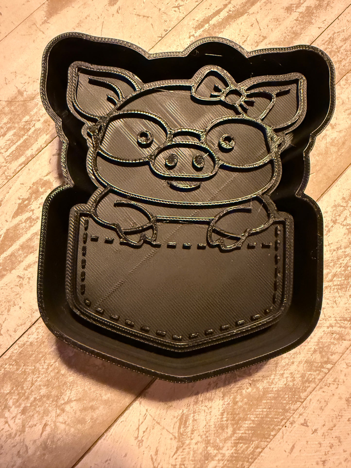 Pig in a pocket mold