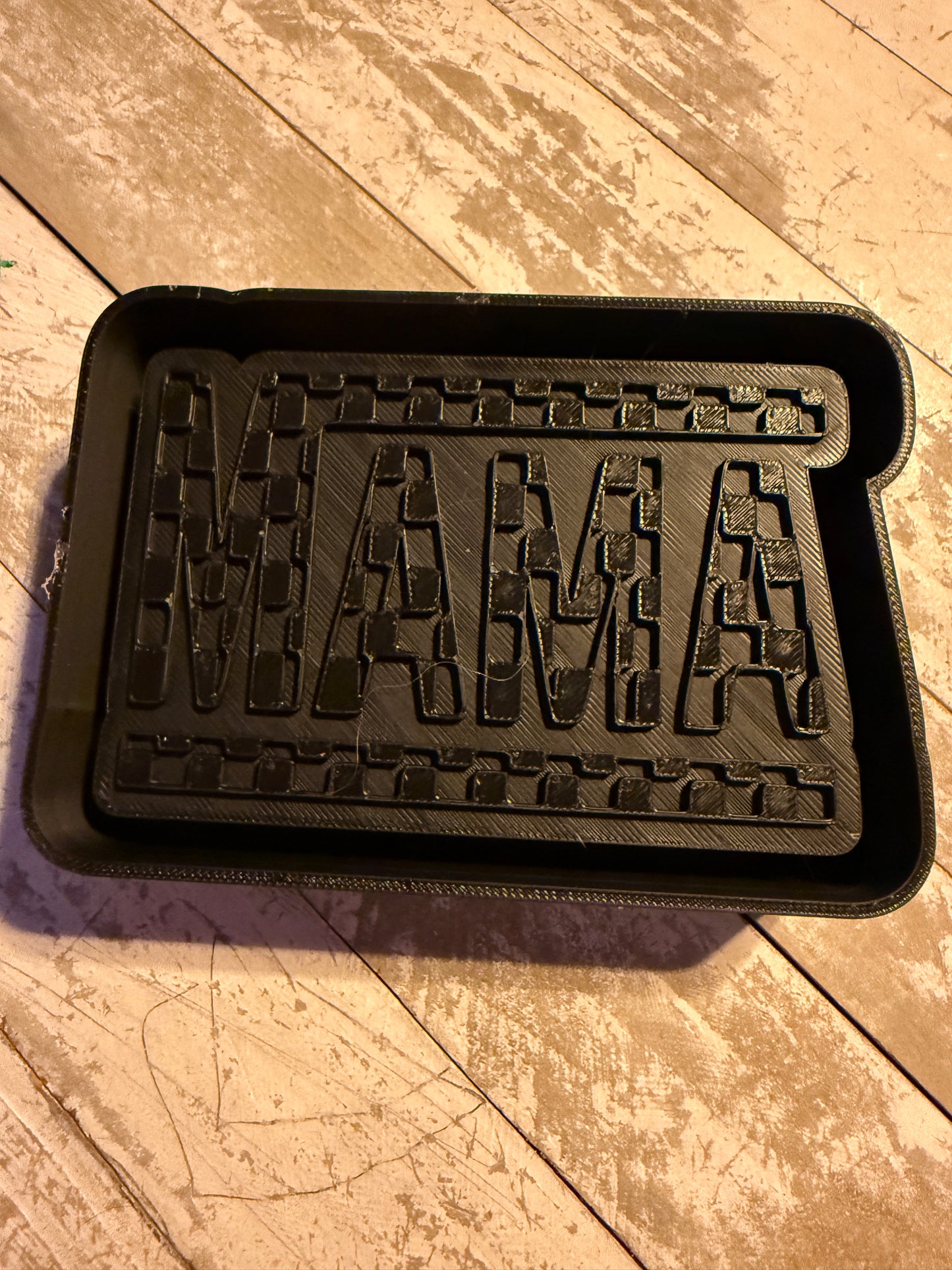 Mama checkered mold