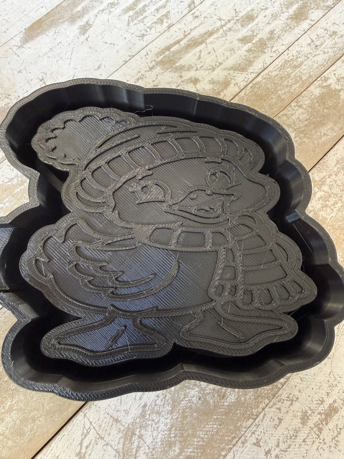 Winter duck mold