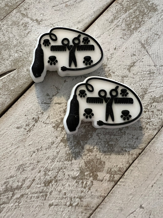 Groomer focal beads