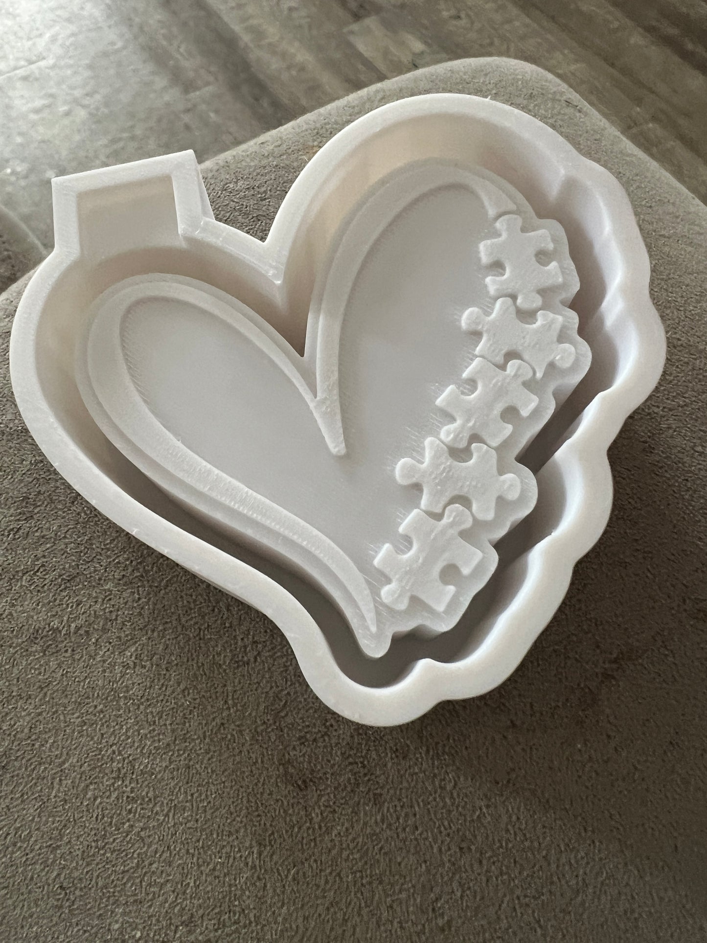 Puzzle pieces heart Freshie mold