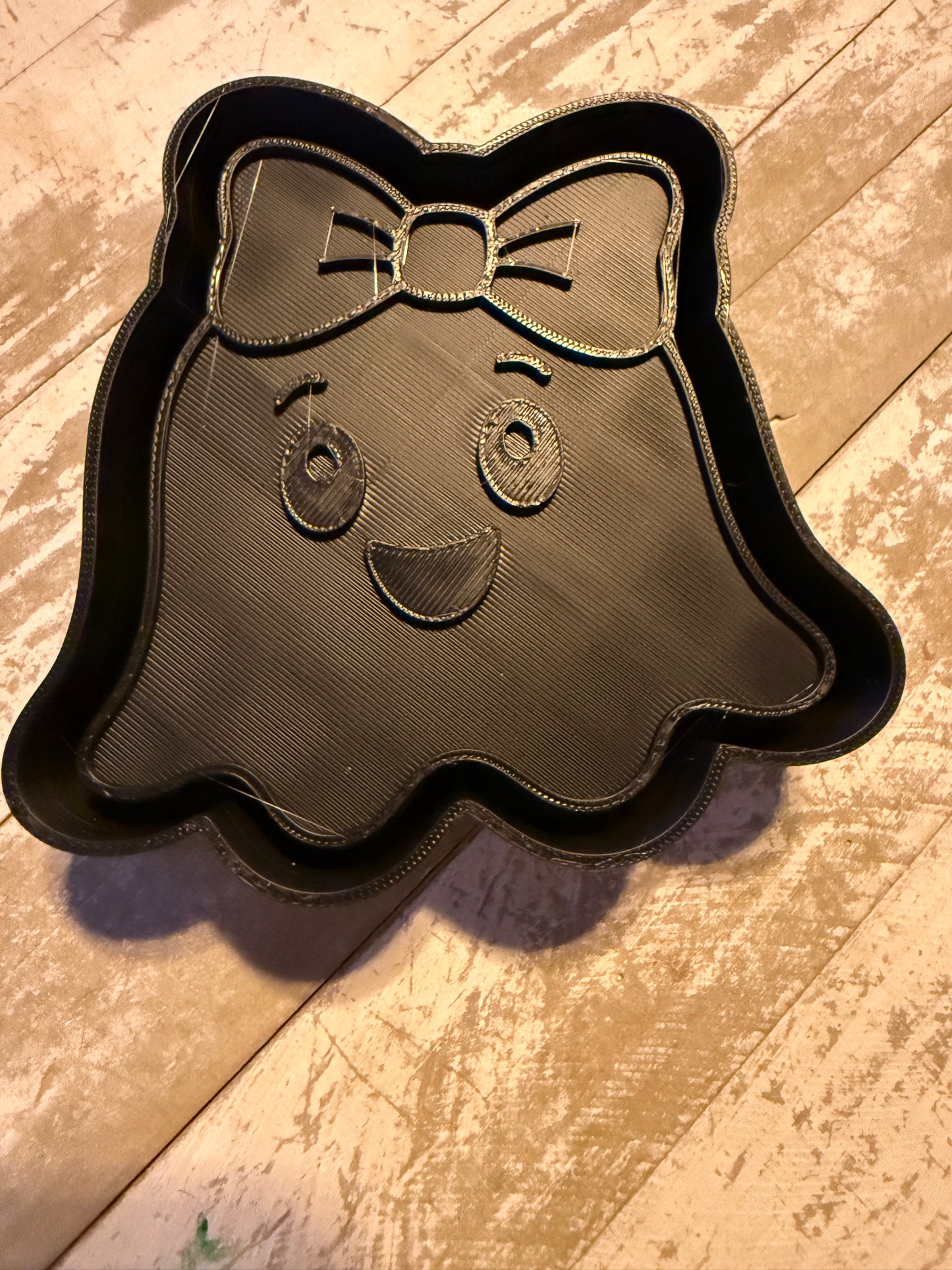 Baby ghost with bow mold