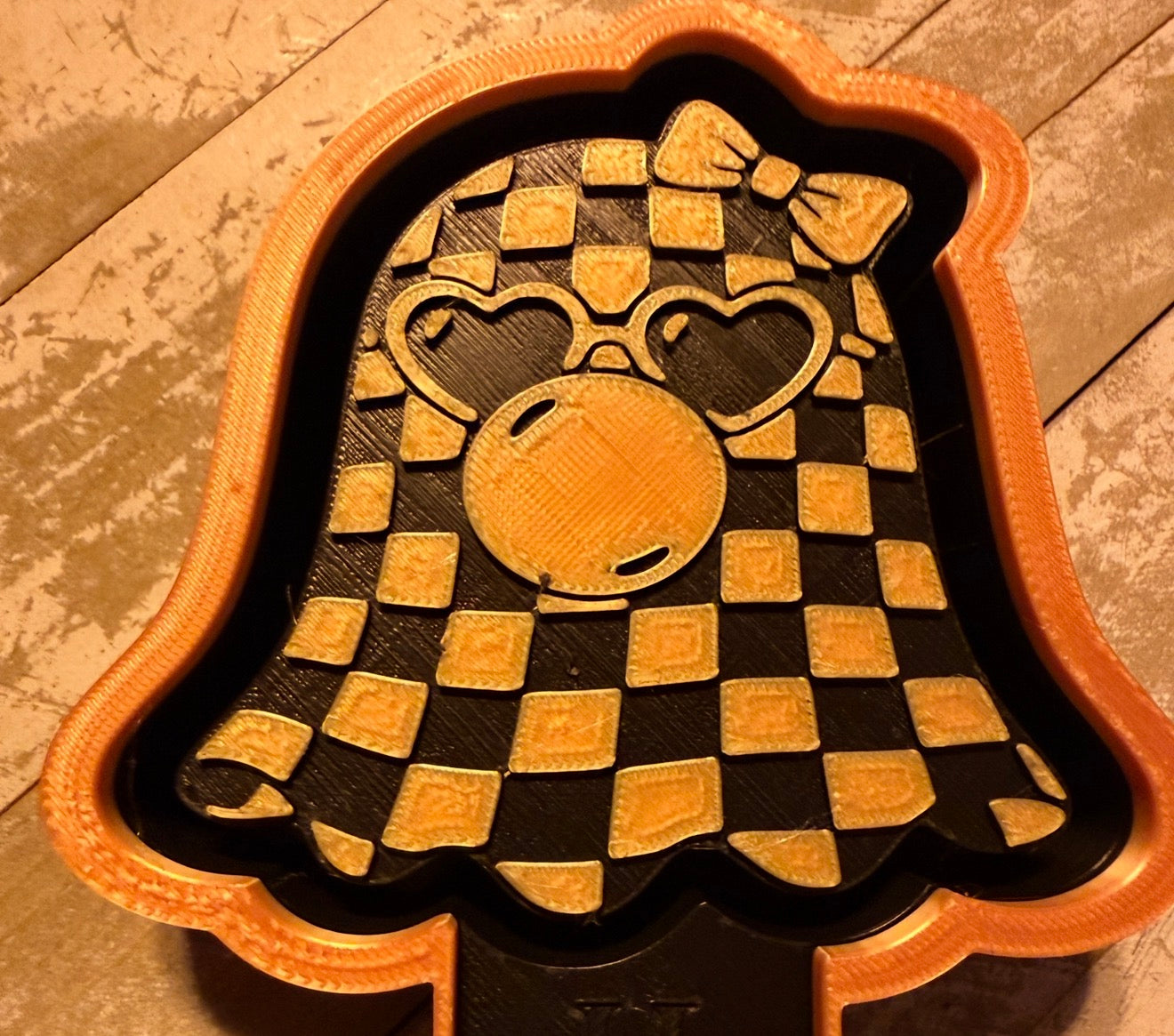 Ghost blowing bubble mold