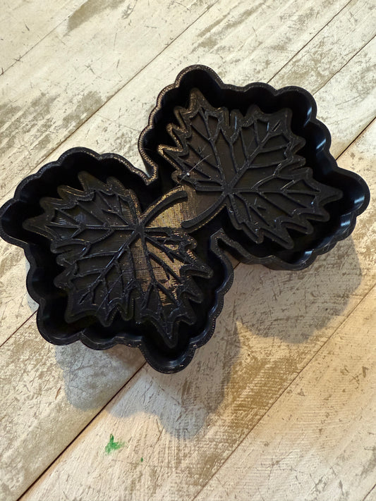 Leaf vent clips freshie mold