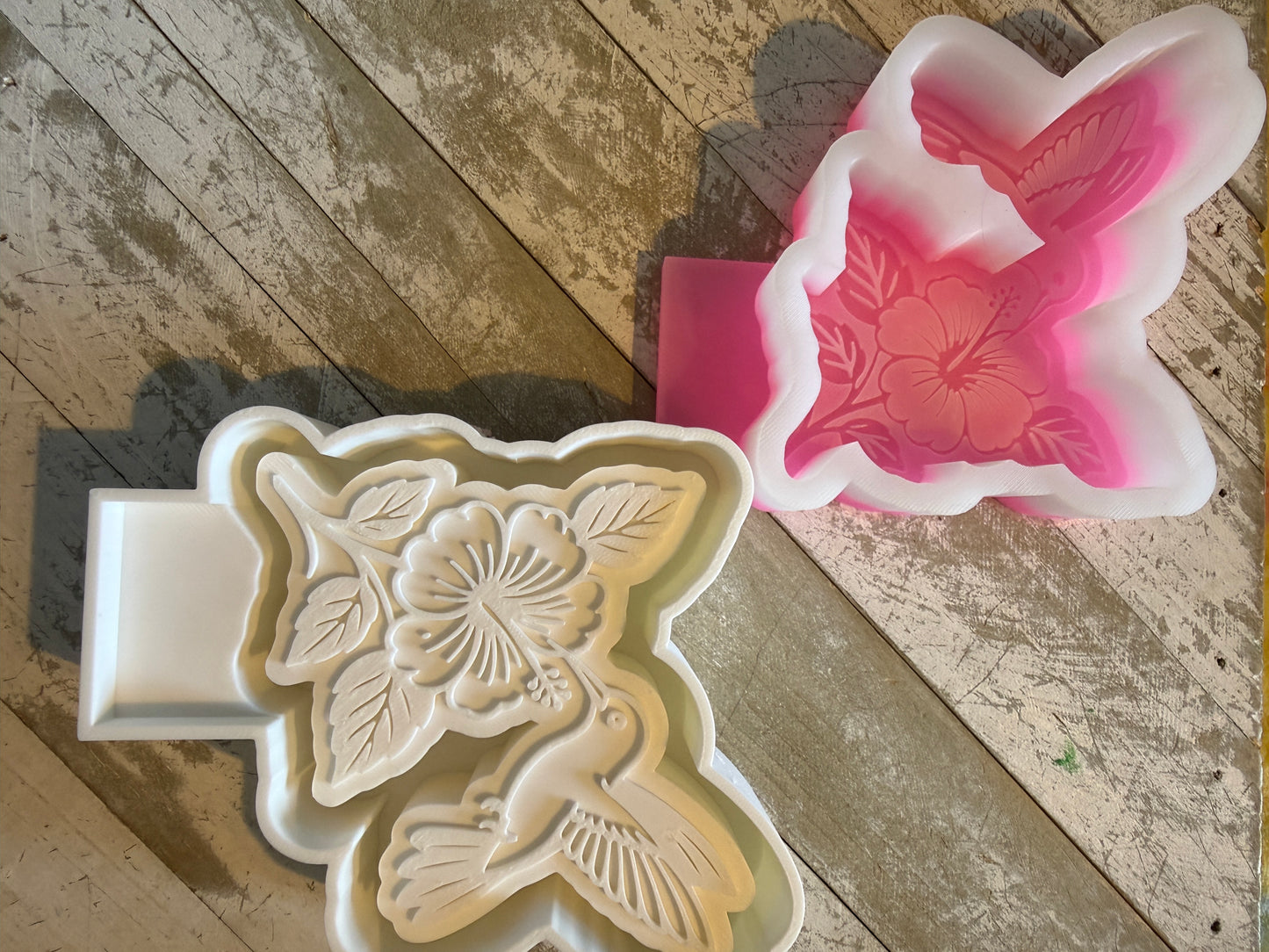 Hummingbird with flower mold