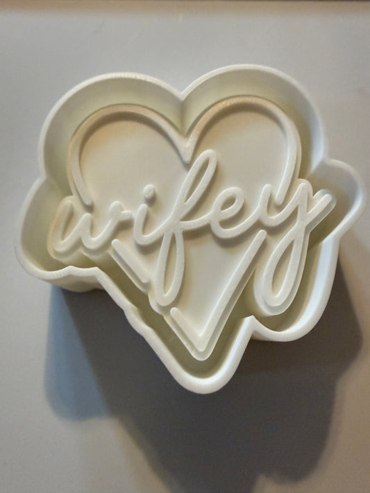 Wifey mold