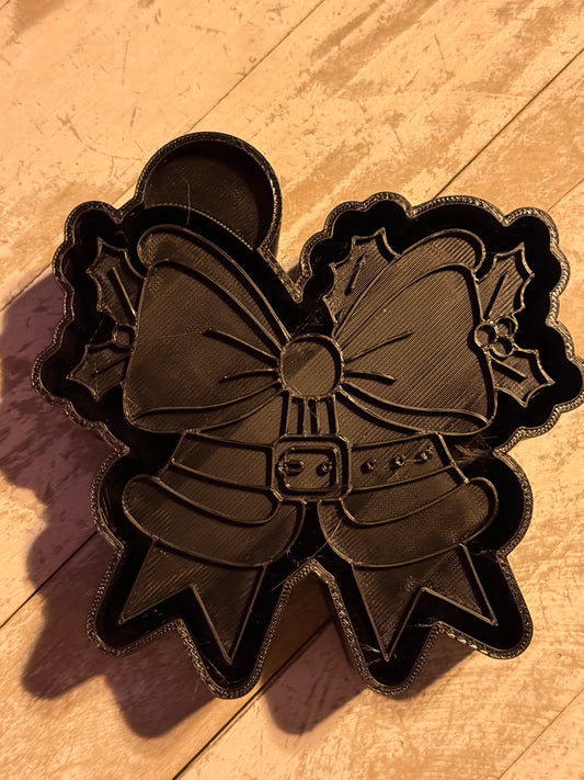 Santa bow with mistletoe mold