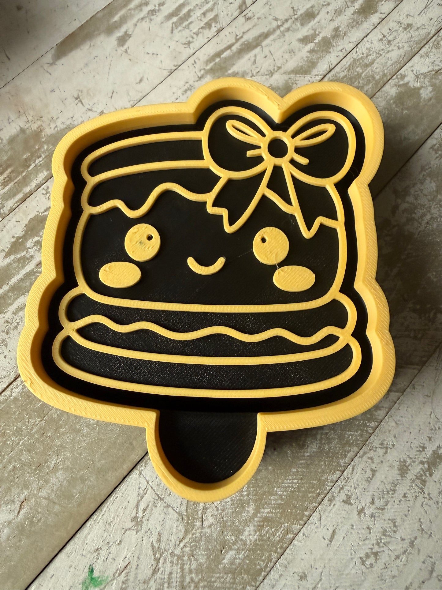 Smores with bow mold