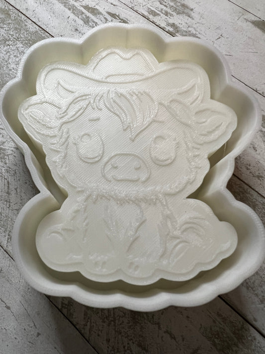 Cow with cowboy hat freshie mold