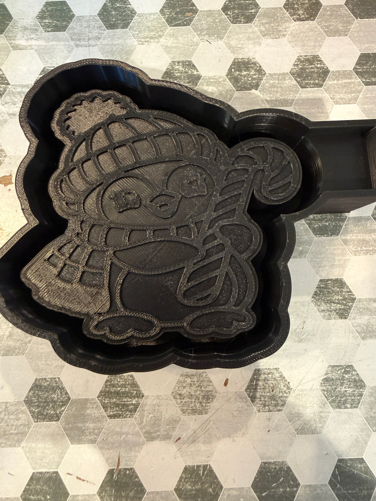 Winter penguin mold